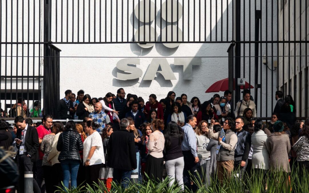 ¡Adiós a las filas en el SAT! Eliminan preinscripción al RFC; solo pedirán INE para la constancia fiscal