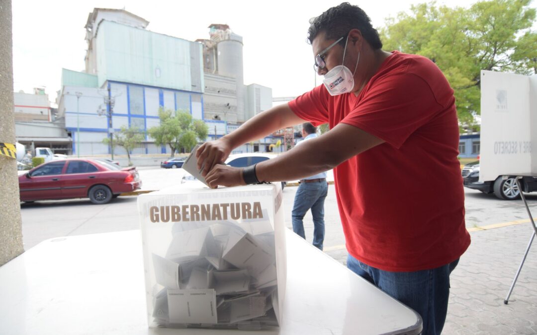 La democracia toca la puerta