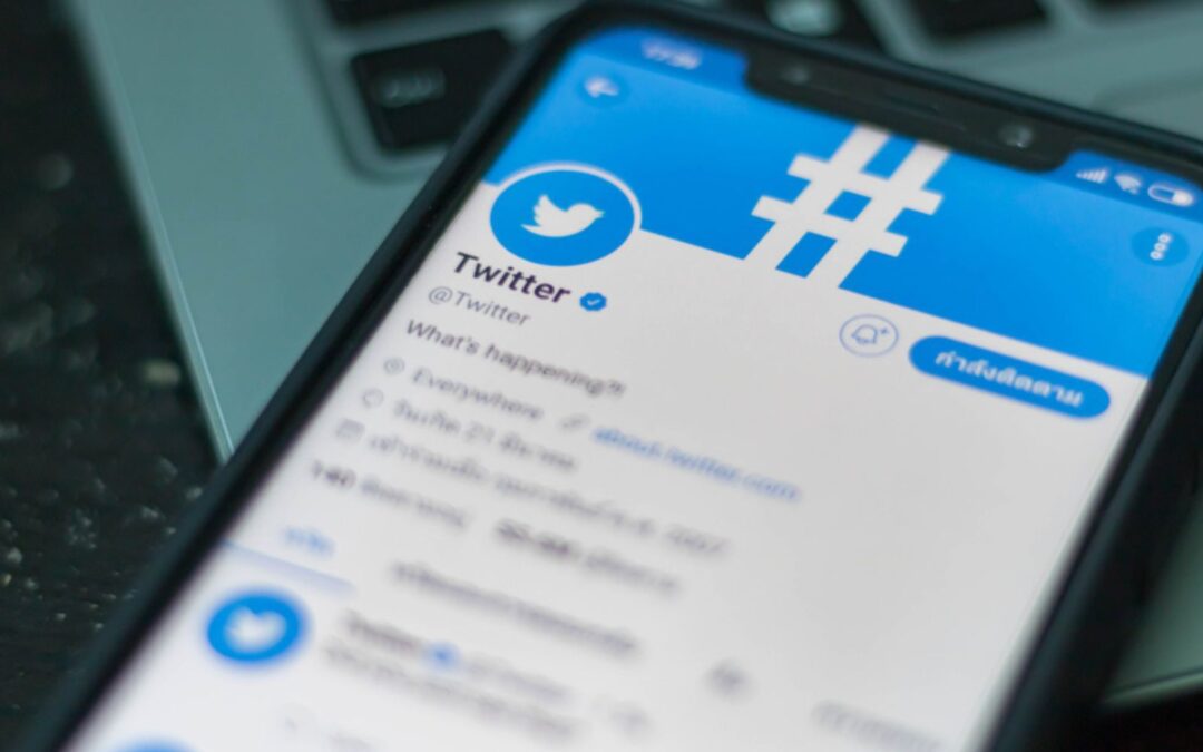 Twitter ‘revive’ con palomita azul cuentas de famosos fallecidos como Michael Jackson y Kobe Bryant