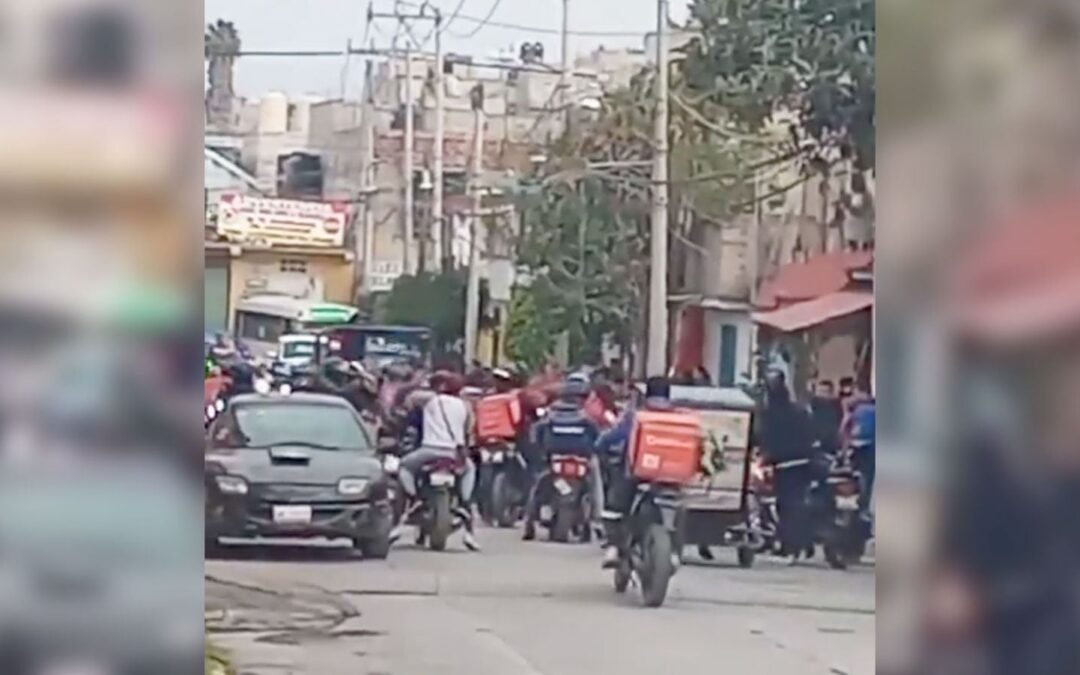 Linchan a dos presuntos delincuentes en Chimalhuacán; los acusan de robar a repartidor de Didi