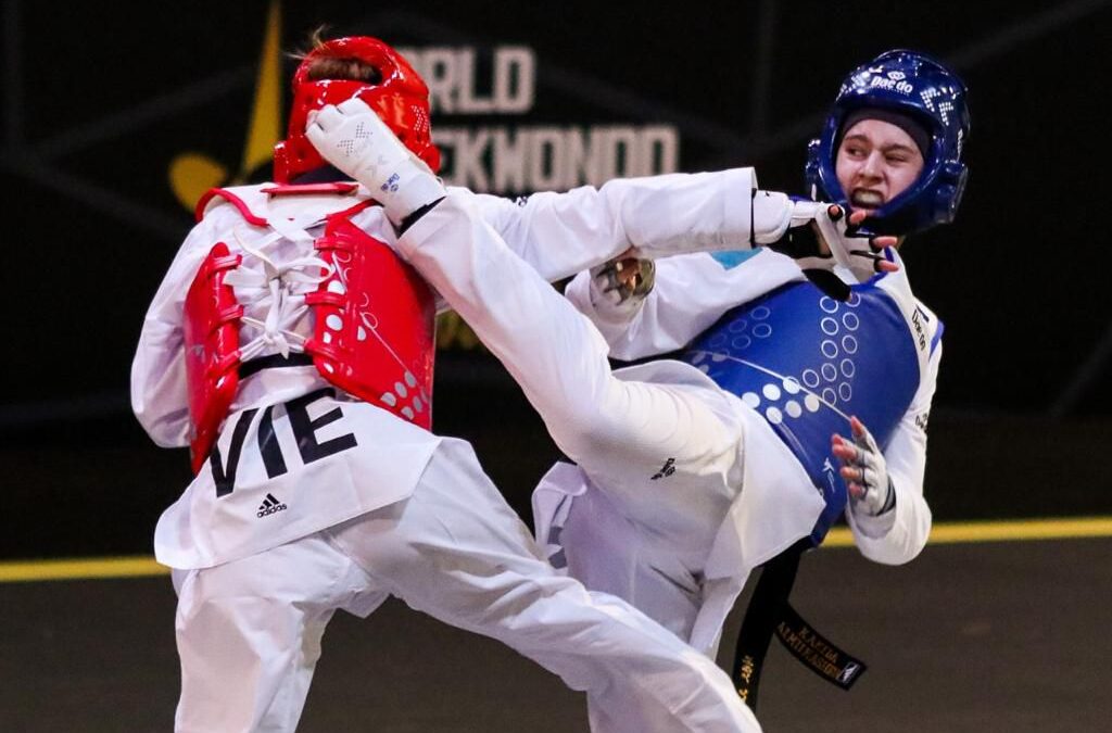 Leslie Soltero gana medalla de oro para México en el Campeonato Mundial de Taekwondo