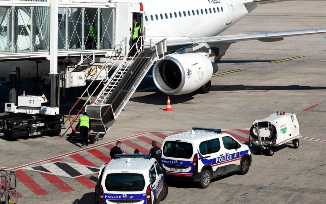 Otro golpe al Cártel de Sinaloa: ‘La Reina del Sur’ es deportada a EU; enfrentará cargos por narcotráfico