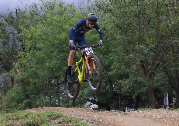 Pasión por rodar: Ciclismo de montaña vive momentos de popularidad y modernidad