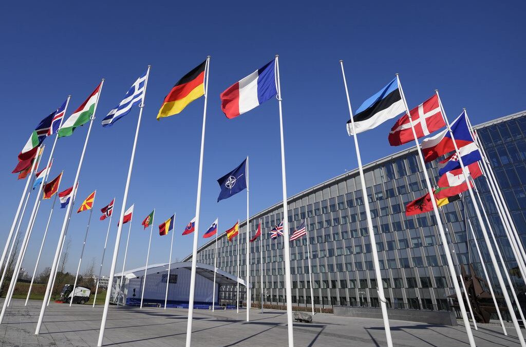 Es oficial: Finlandia se une a la OTAN