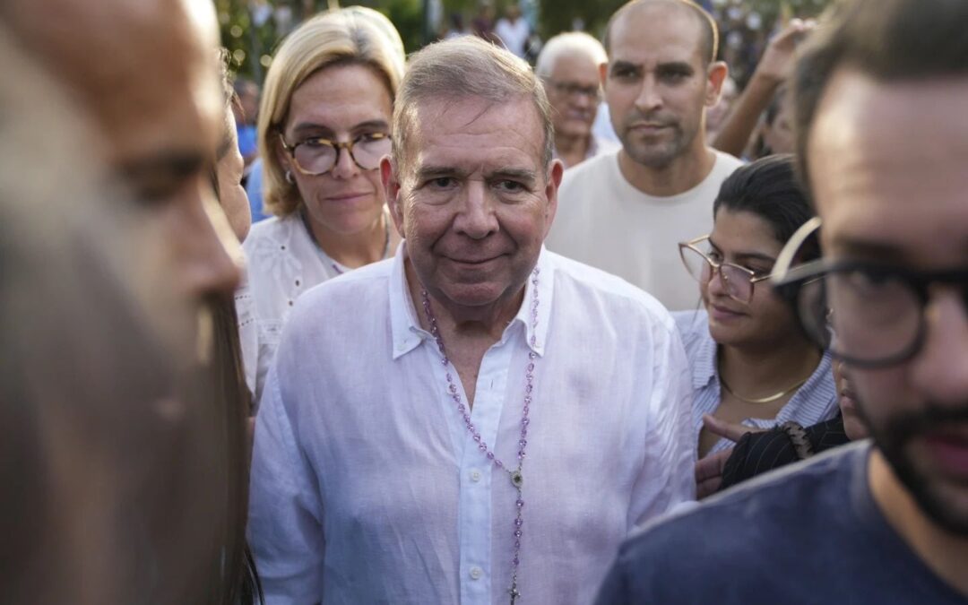 Hay ‘pruebas abrumadoras’ de que Edmundo González, opositor a Maduro, ganó elección en Venezuela, dice EU