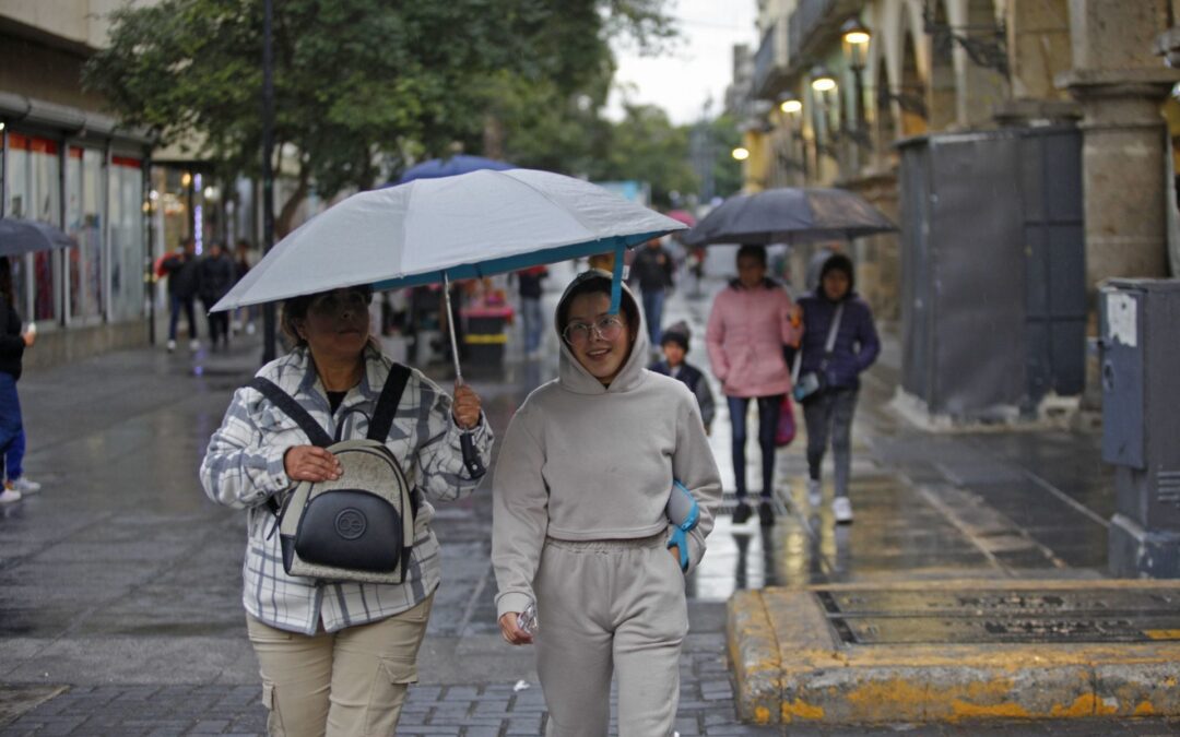 Frente frío 28 traerá lluvias en México: ¿Qué estados esperan aguaceros el fin de semana?