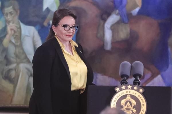 ¿Por qué exigen la renuncia de Xiomara Castro, presidenta de Honduras? Esta es la acusación