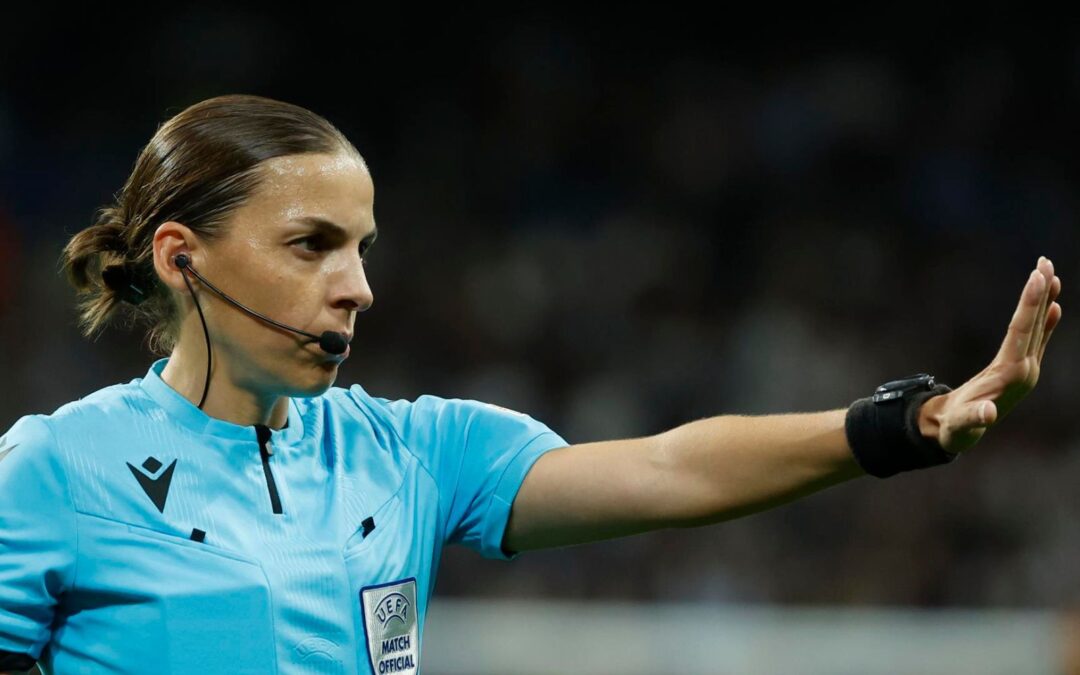 Qatar 2022: Stephanie Frappart será la primera árbitra en inaugurar un Mundial