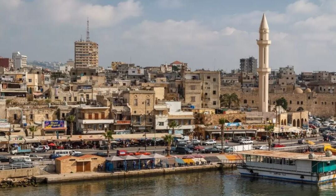 Líbano advierte que guerra en Medio Oriente se ‘expandirá’: Instala albergues por amenaza de Israel