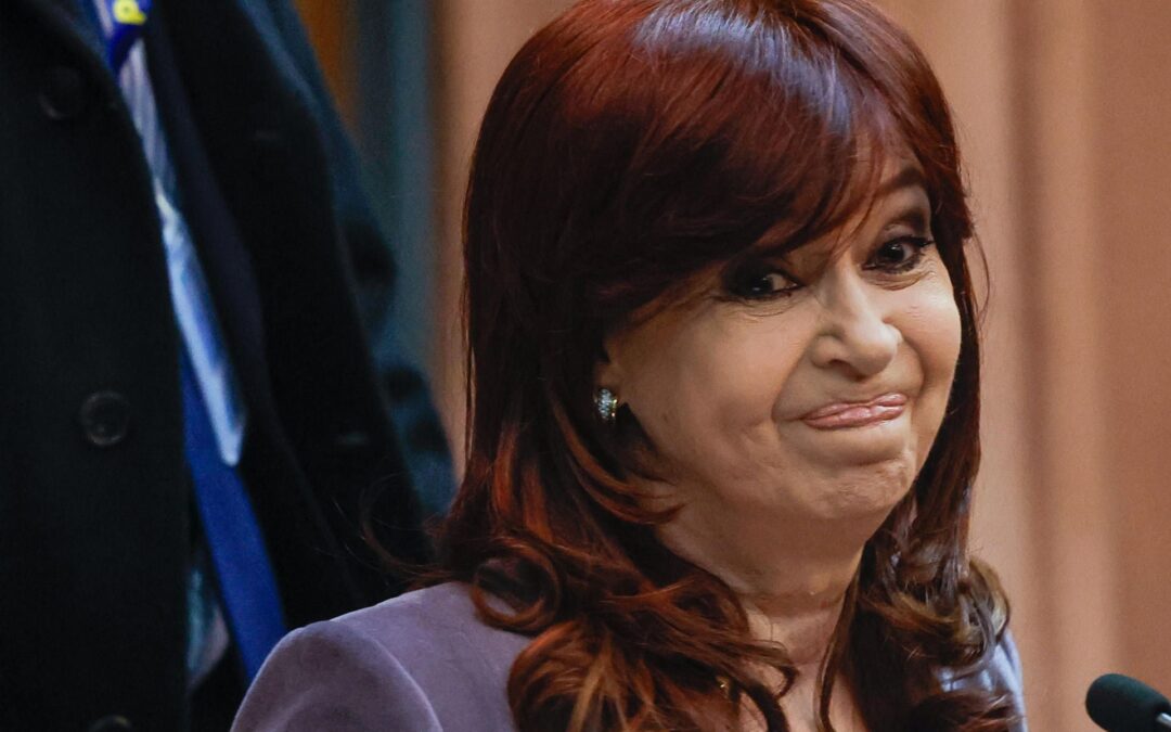 Cristina Fernández, expresidenta de Argentina, es condenada a 6 años de prisión por corrupción