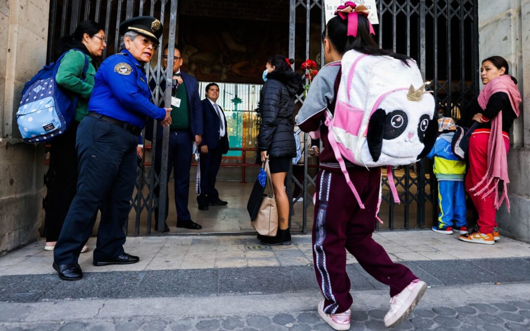 Regreso a clases 2024: ¿Cuándo serán los viernes de Consejo Técnico, puentes y vacaciones?