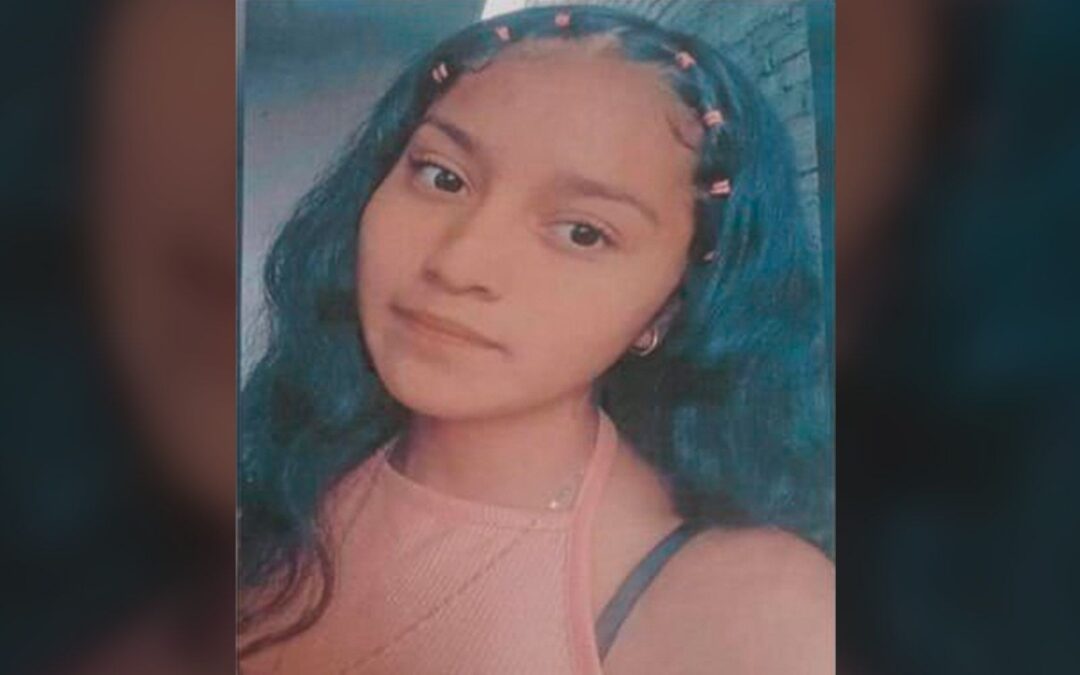 ‘¿Dónde está Leslie Sherlin?’: Bloquean Av. Taxqueña por desaparición de adolescente