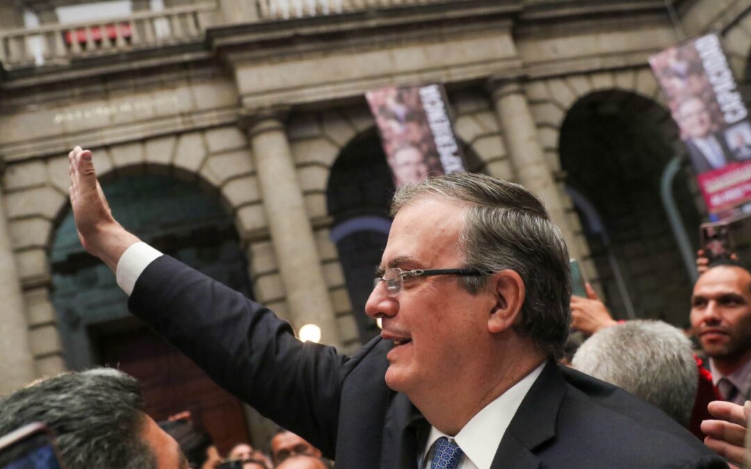 Ebrard asegura que fue perseguido en sexenio de Peña Nieto