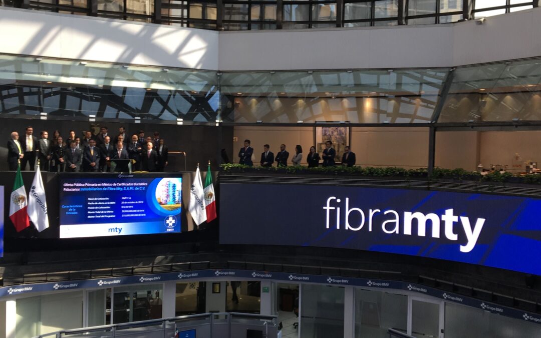 Contrata Fibra Mty crédito por 300 mdd