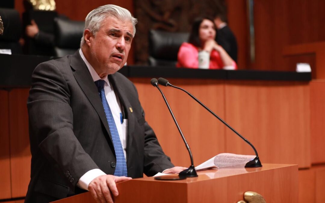 AMLO confirma desaparición de dos marinos que escoltaron a senador José Narro