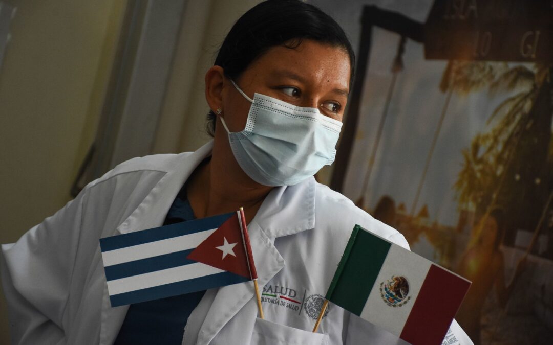 ¿Cuánto cobrarán los médicos extranjeros que trabajen en IMSS Bienestar?