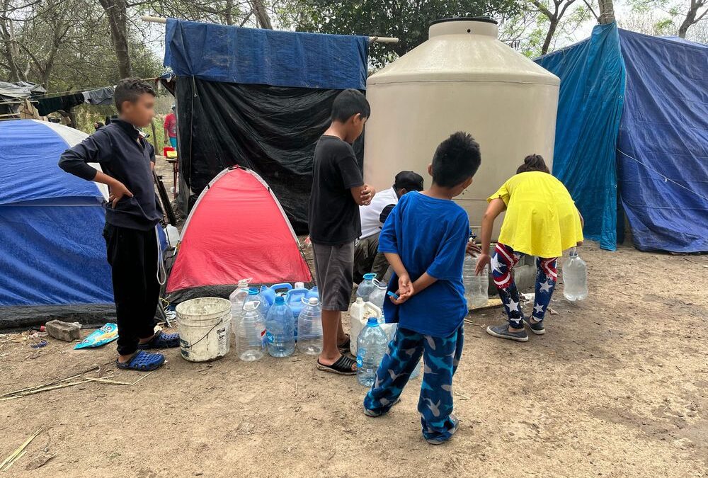Migrantes en el norte de México: la vida en suspenso a la espera de un click