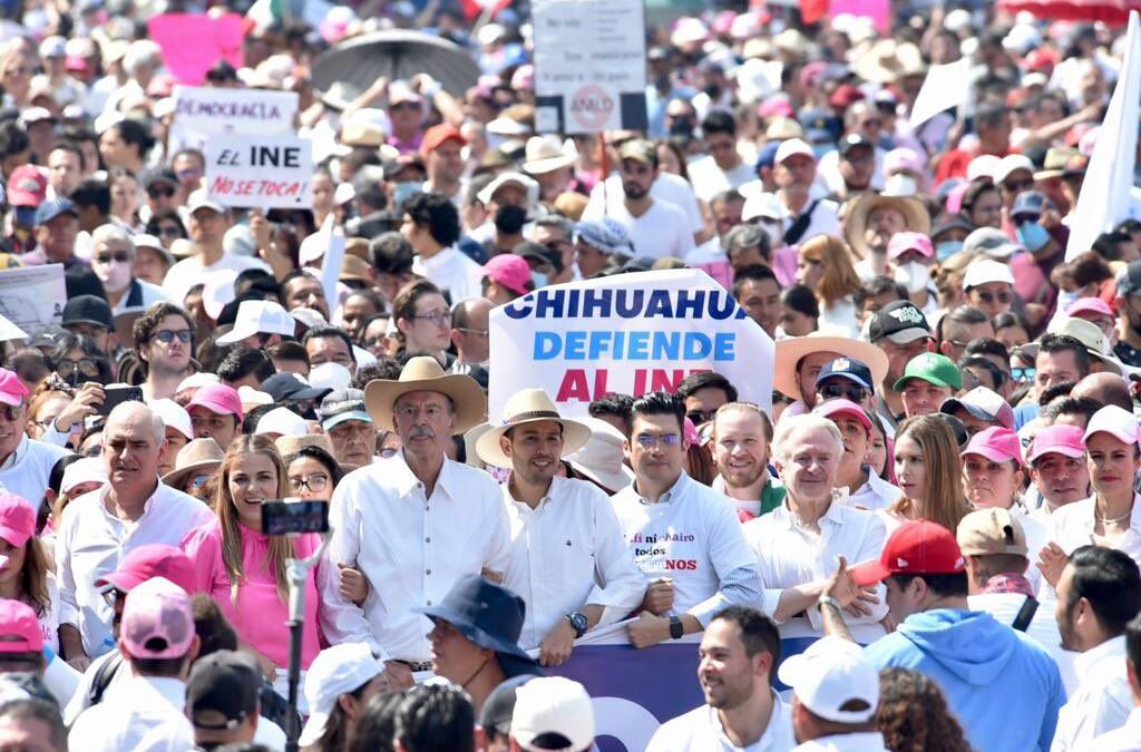 Marcha a favor del INE: Políticos se unen en CDMX contra reforma electoral