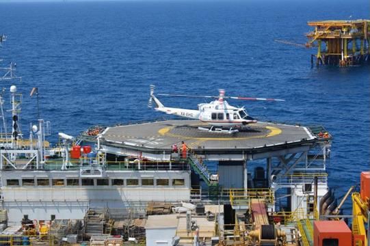 Helicóptero de empresa contratista de Pemex cae en la Sonda de Campeche