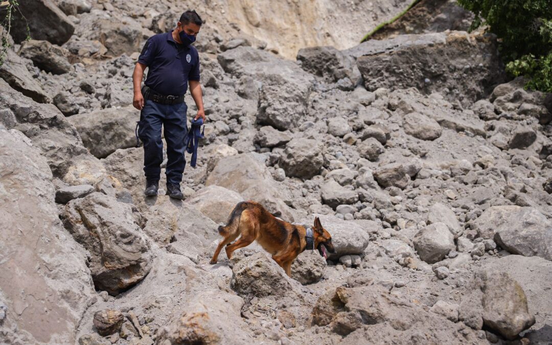 Derrumbe de paredón en Cuernavaca: sube a tres el número de víctimas mortales