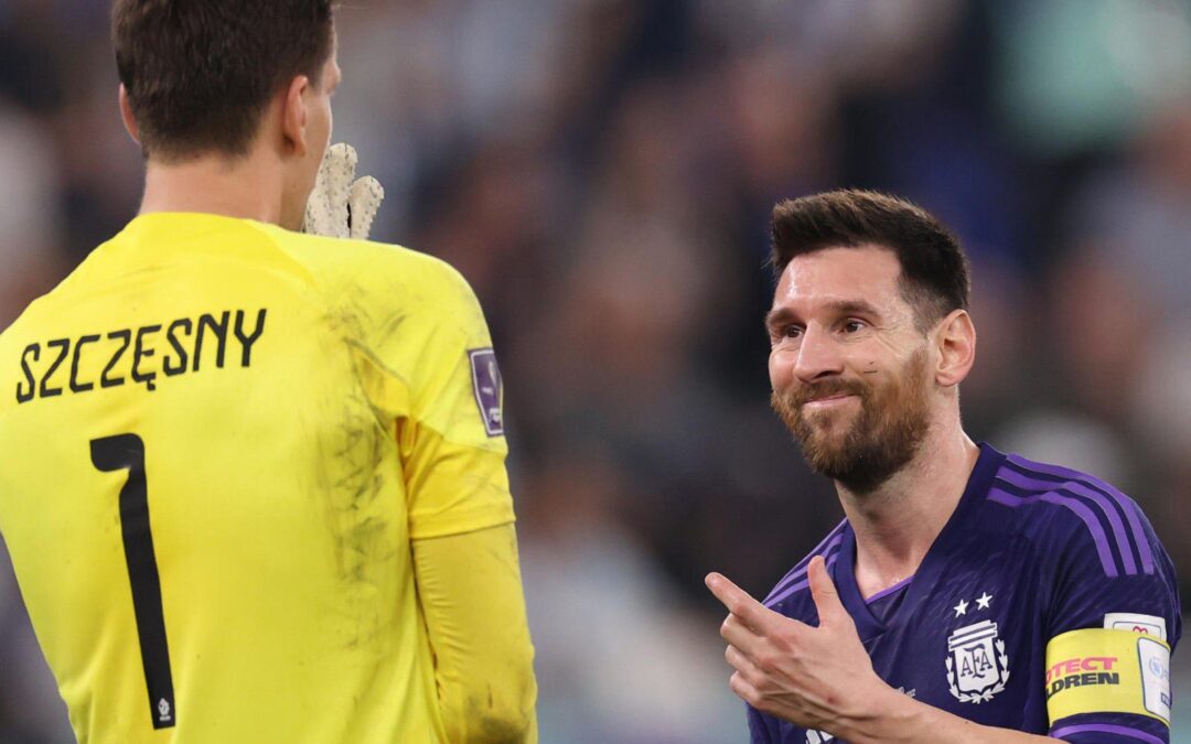 Messi y Szczęsny apostaron dinero en pleno partido del Mundial; ‘No sé si está permitido’