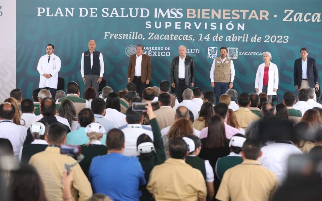 Desaparición de personas: Colectivos de búsqueda  se manifiestan en gira de AMLO