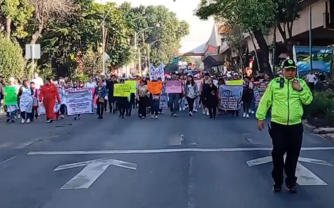 Megamarcha de comerciantes ‘colapsa’ 14 puntos de CDMX: ¿Qué calles están bloqueadas HOY?