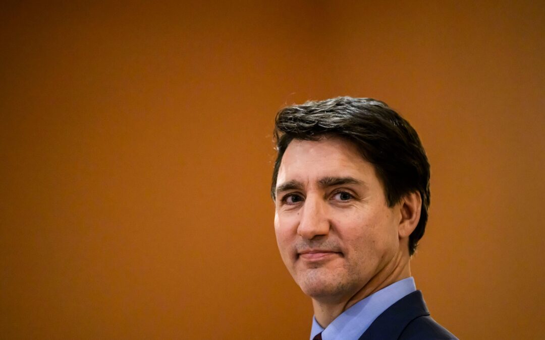 Trudeau, ‘al borde del abismo’ en Canadá: Los indicadores y las polémicas por las que perdió apoyos