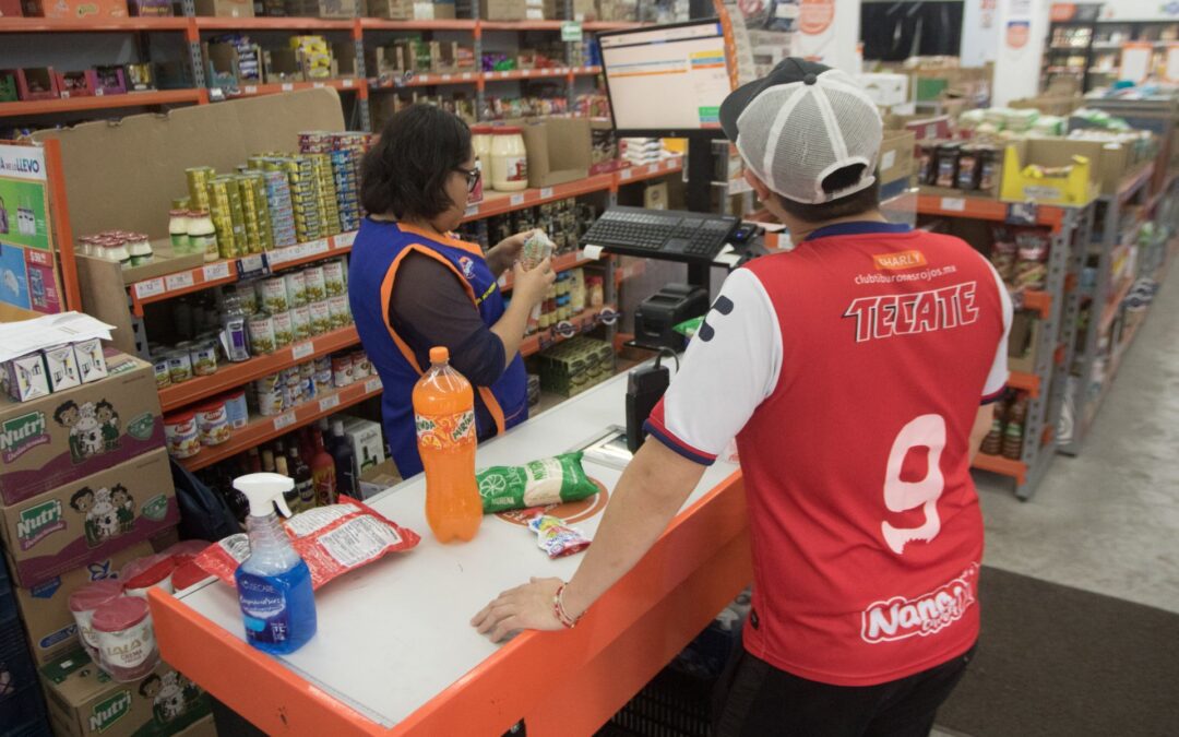 Confianza del consumidor ‘se recupera’ en mayo tras 2 meses con caídas