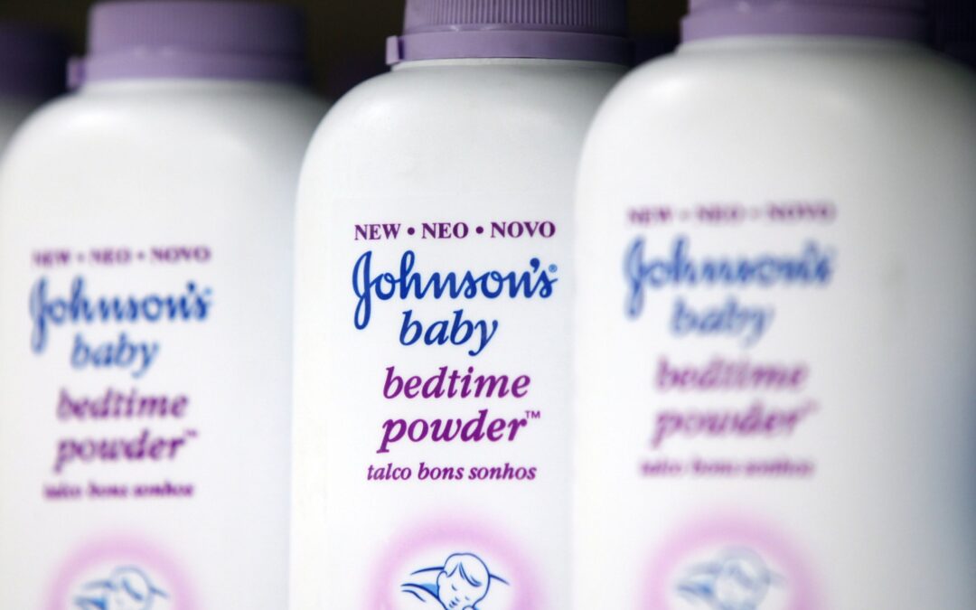 Johnson & Johnson pagará 8.9 mil mdd para resolver denuncias por cáncer en su contra
