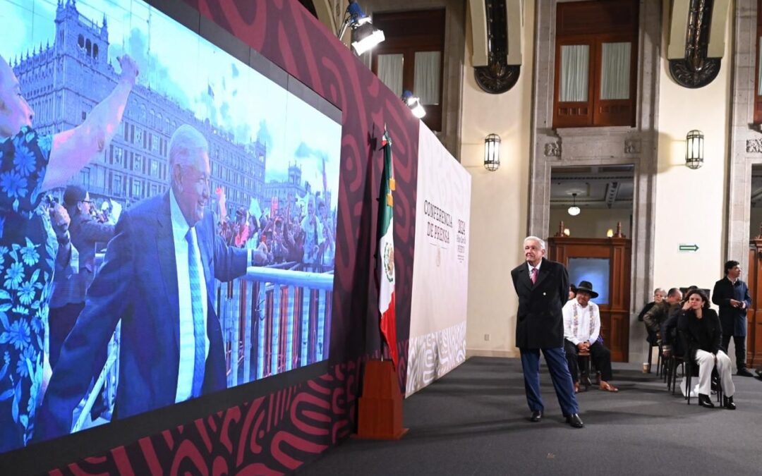 ¿A qué hora AMLO se irá HOY de Palacio Nacional? Esto dijo a reporteros en ‘comilona’
