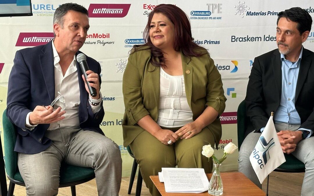 Aranceles de Trump a México golpearían al plástico con impacto de 2 mil 255 mdd