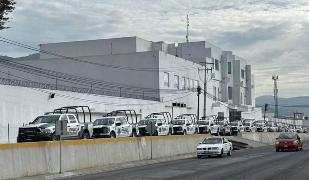 Por fuga de reos, detienen a directora y jefe de custodios del Cereso de Mixquiahuala, Hidalgo