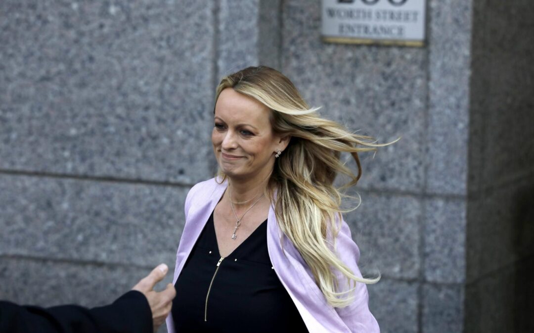 Stormy Daniels: ¿Quién es la actriz porno clave en la acusación vs. Donald Trump?