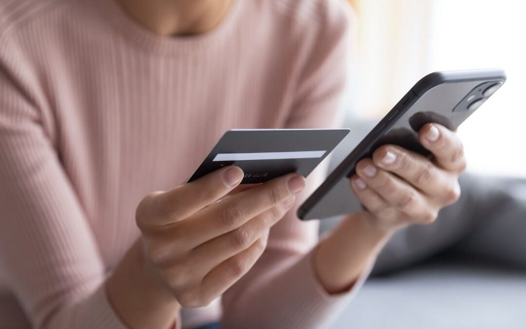 ¿El concepto de transferencia bancaria influye en el pago de impuestos al SAT?