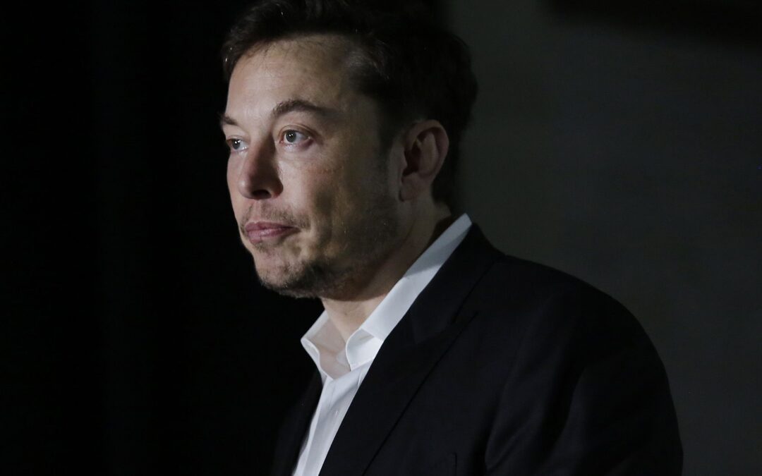 Twitter ‘mete presión’ a Musk: pide entregar mensajes de texto del primer semestre de 2022