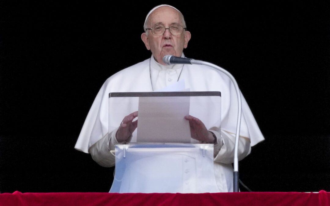 Papa Francisco critica ‘acusaciones infundadas’ vs. Juan Pablo II por abuso sexual