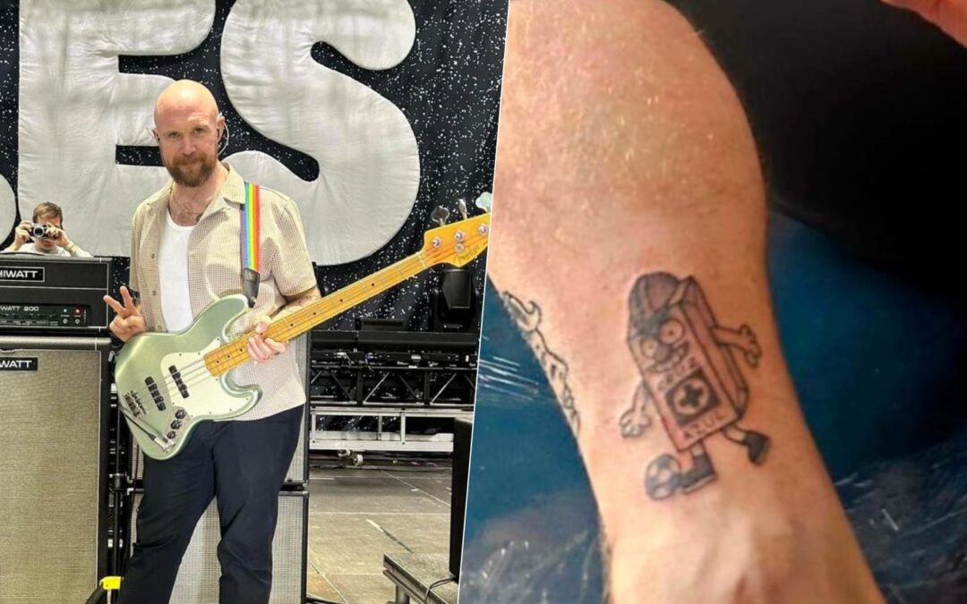 Adam Devonshire, bajista de IDLES, se tatúa a ‘Costalito’ tras ‘enamorarse’ del Cruz Azul