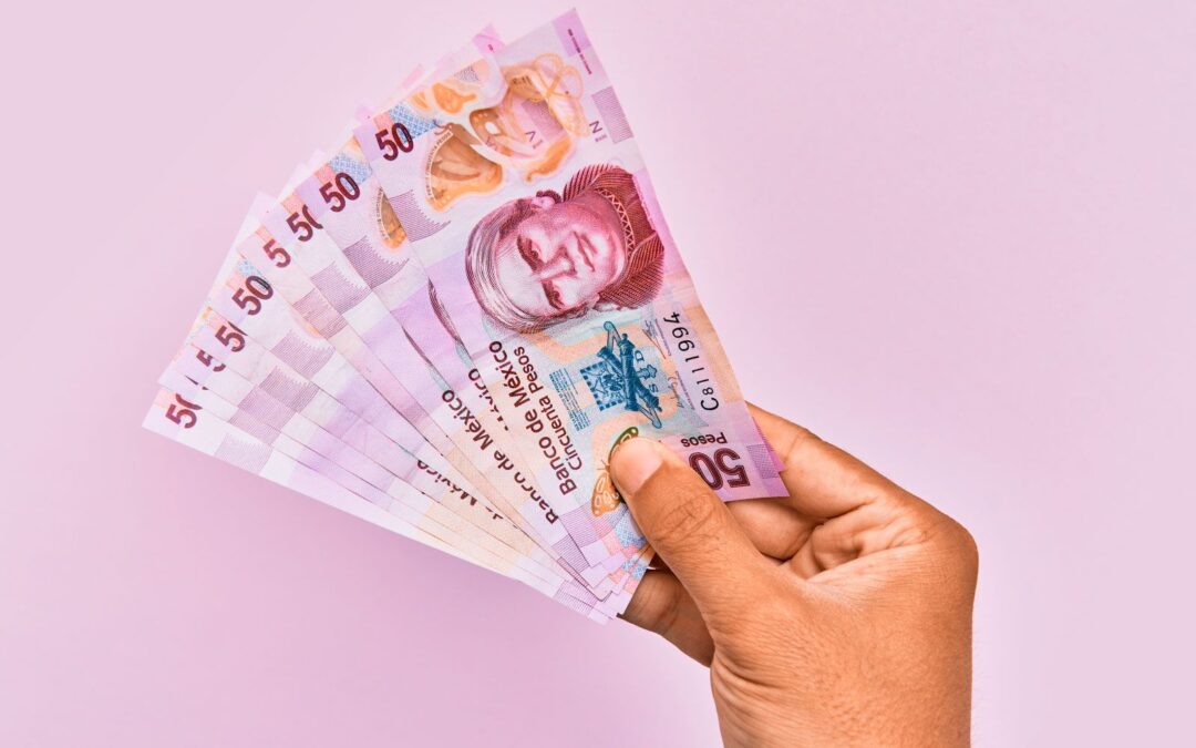 ‘Que no te vean la cara’: Así puedes identificar los billetes ‘piratas’ de 50 y 500 pesos