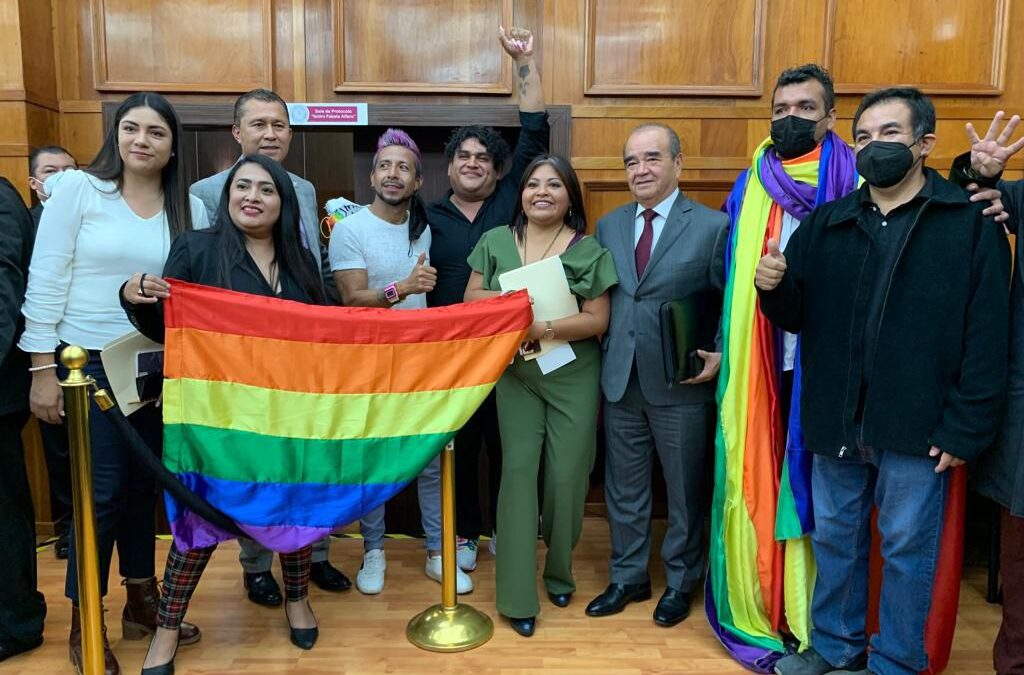 Matrimonio igualitario en Edomex avanza: Diputados lo aprueban en comisiones