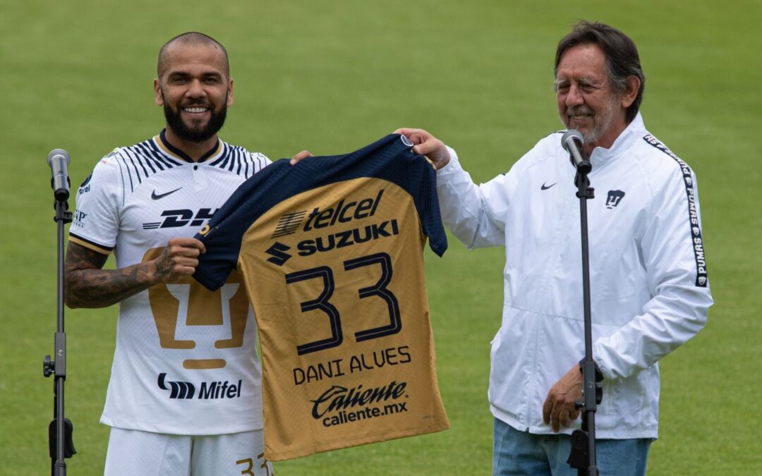 Leopoldo Silva aclara supuesta indemnización de Dani Alves a Pumas; ‘Es un tema legal’