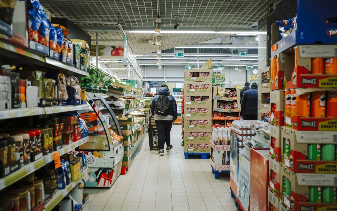 Inflación en EU ‘da tregua’ y ayuda a la Fed a detener las tasas de interés