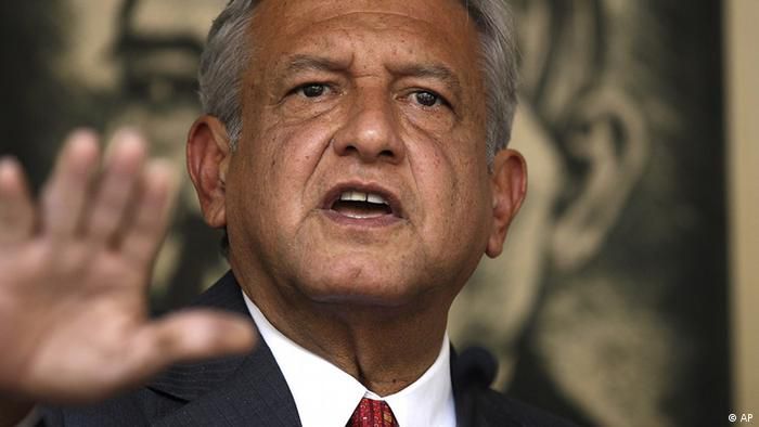 Es una vergüenza que ministros defiendan a factureros y defraudadores fiscales: AMLO
