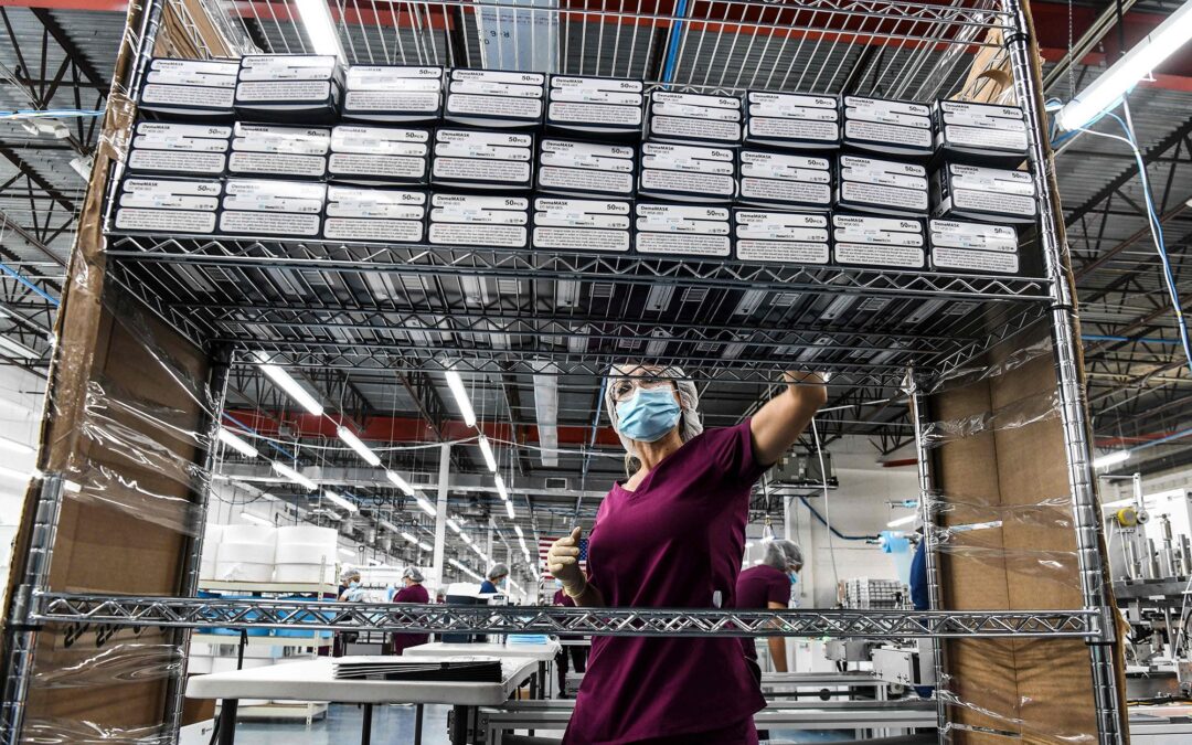 Empleo de EU supera expectativas; agrega 311 mil puestos en febrero