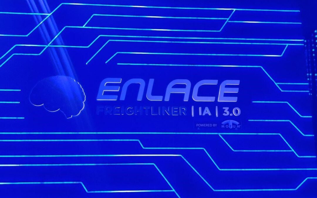 Presentan Enlace Freightliner 3.0, la primera telemática que detecta armas con IA