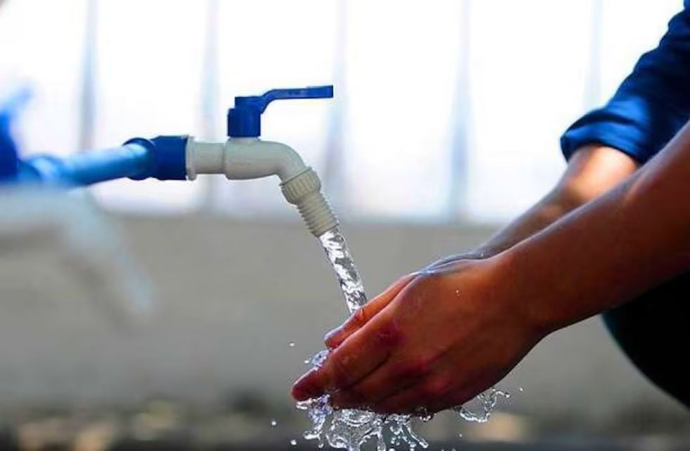 La historia legislativa del agua y la deuda
