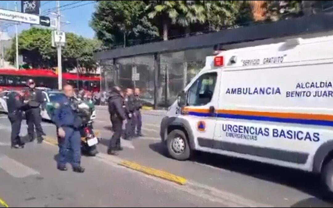 Quinto día de balaceras en CDMX: Asesinan a hombre afuera del Metro Insurgentes Sur, colonia del Valle (VIDEO)
