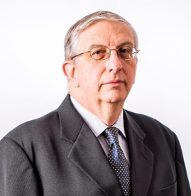 Carlos Scheel: ¿Es posible un decrecimiento económico con rendimientos sustentables?