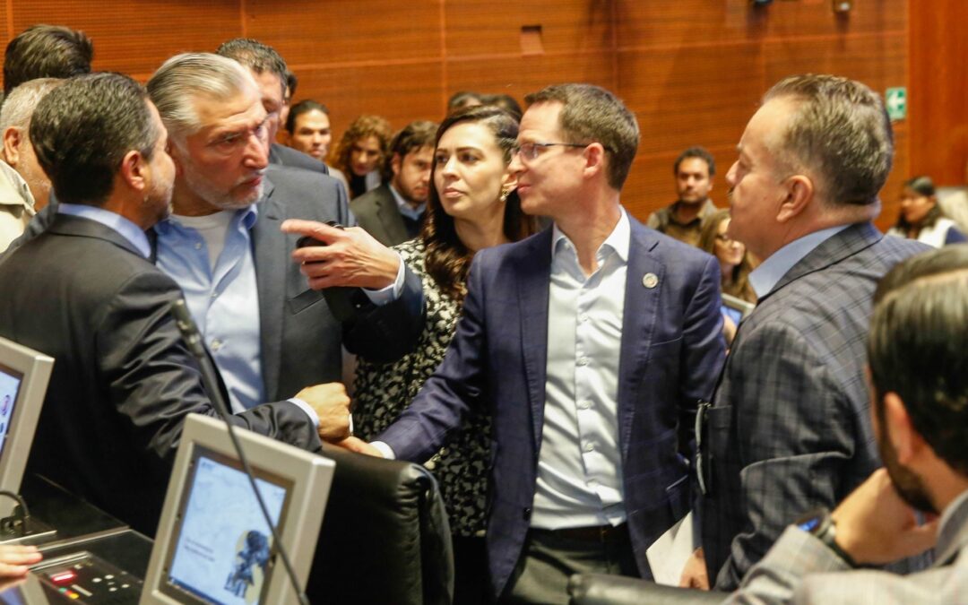 Pelea en el Senado escala: Mario Vázquez denunciará a Miguel Ángel Yunes Márquez por amenazas