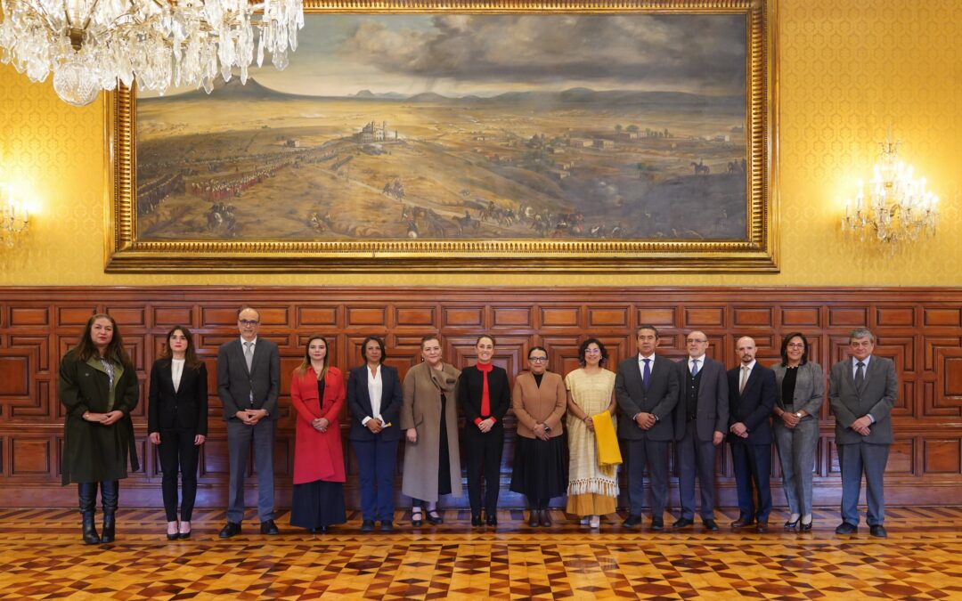 Claudia Sheinbaum se reúne con consejeros del INE: ‘Elección judicial tendrá certeza’